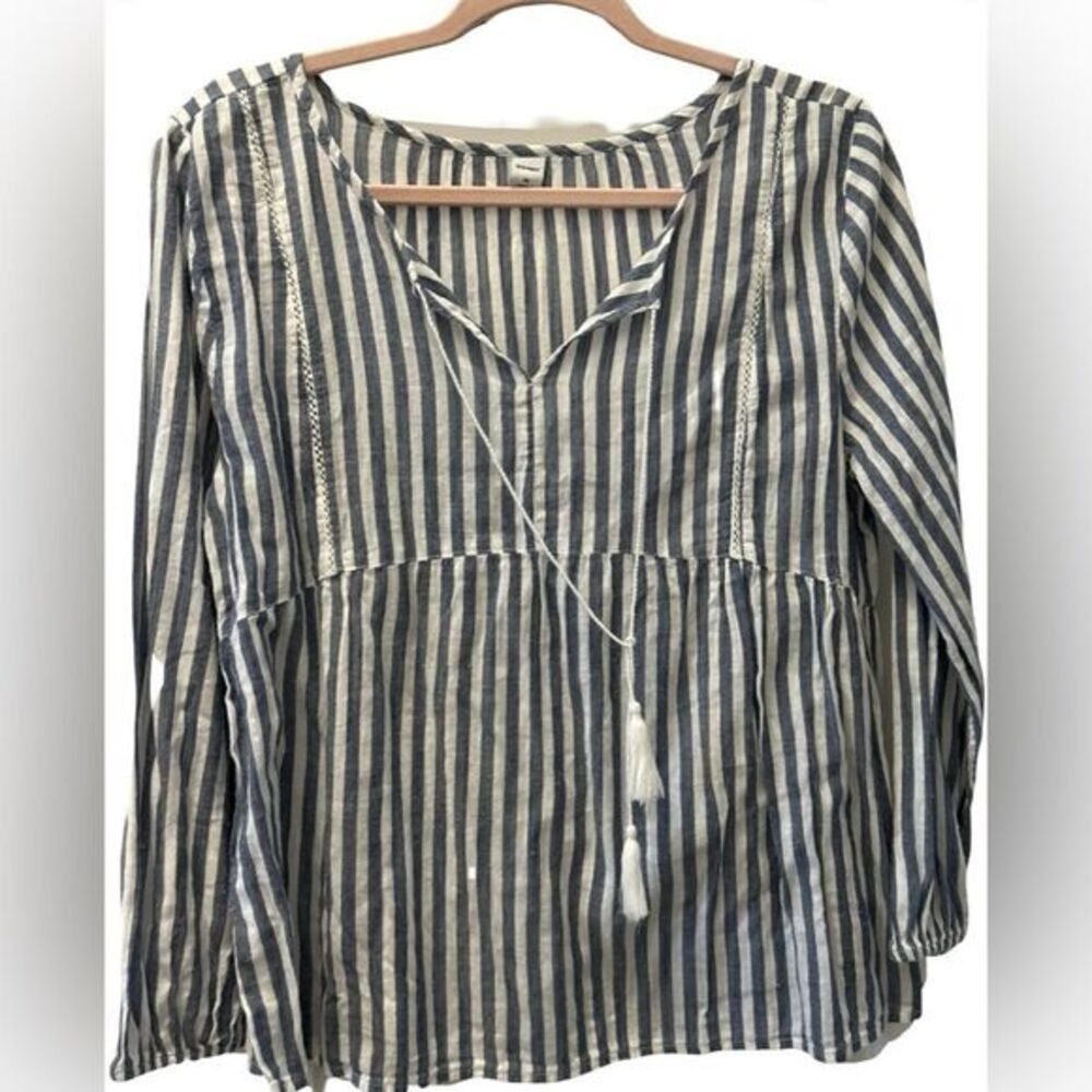 Old Navy long sleeve top (B7)